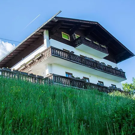 Areithof Apartmán Zell am See